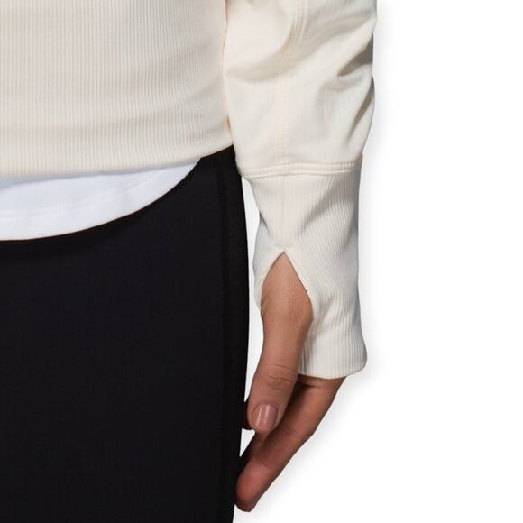 Lululemon In Flux Jacket SIZE 8 Cream Off White Luon Swift Lightweight Thumbhole - Picture 11 of 12